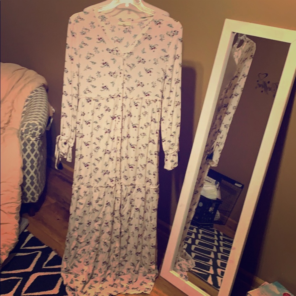 Promesa Button Up Floral Cream Dress